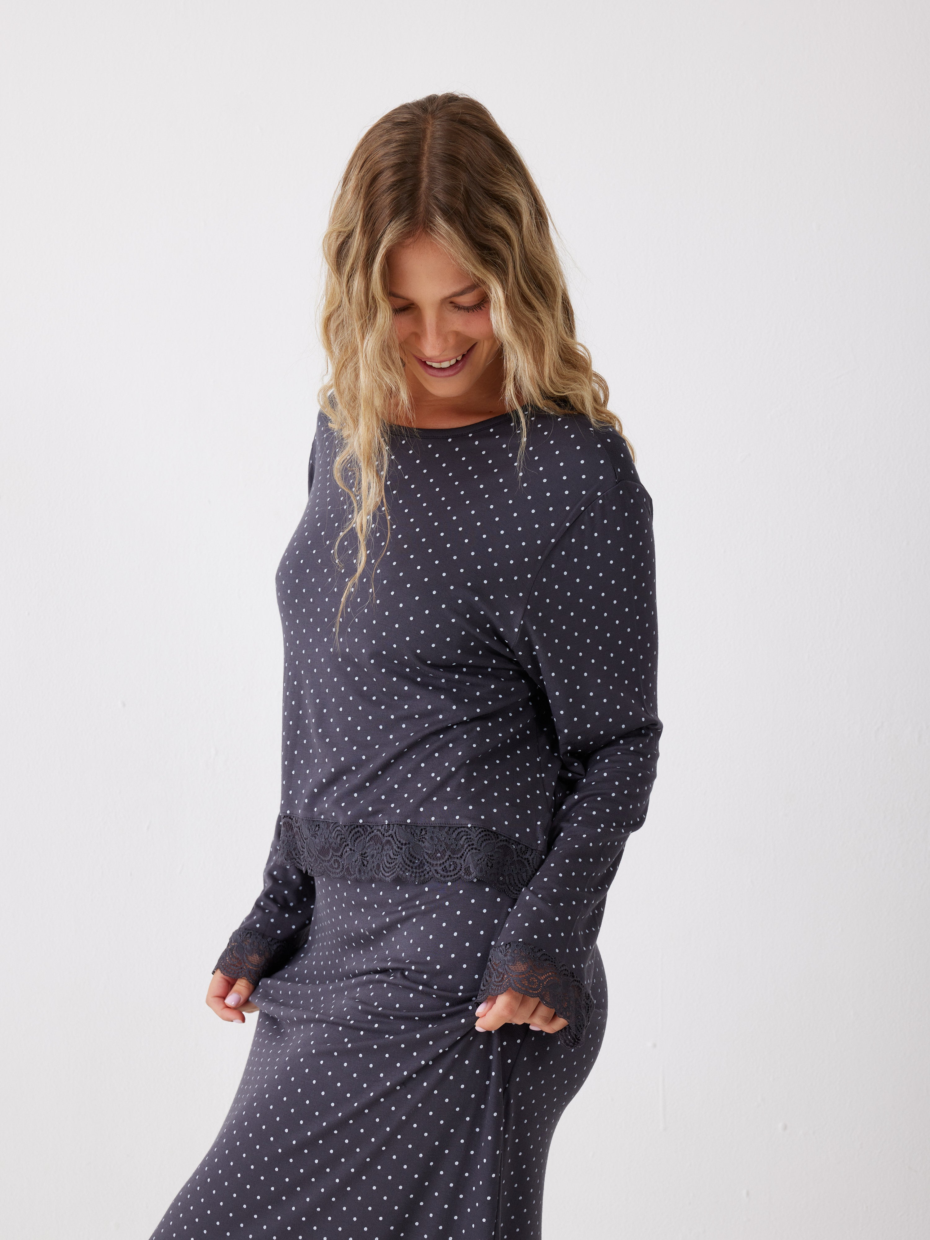 כותונת שרוול 3/4 נקודות ויסקוזה - אפור כהה