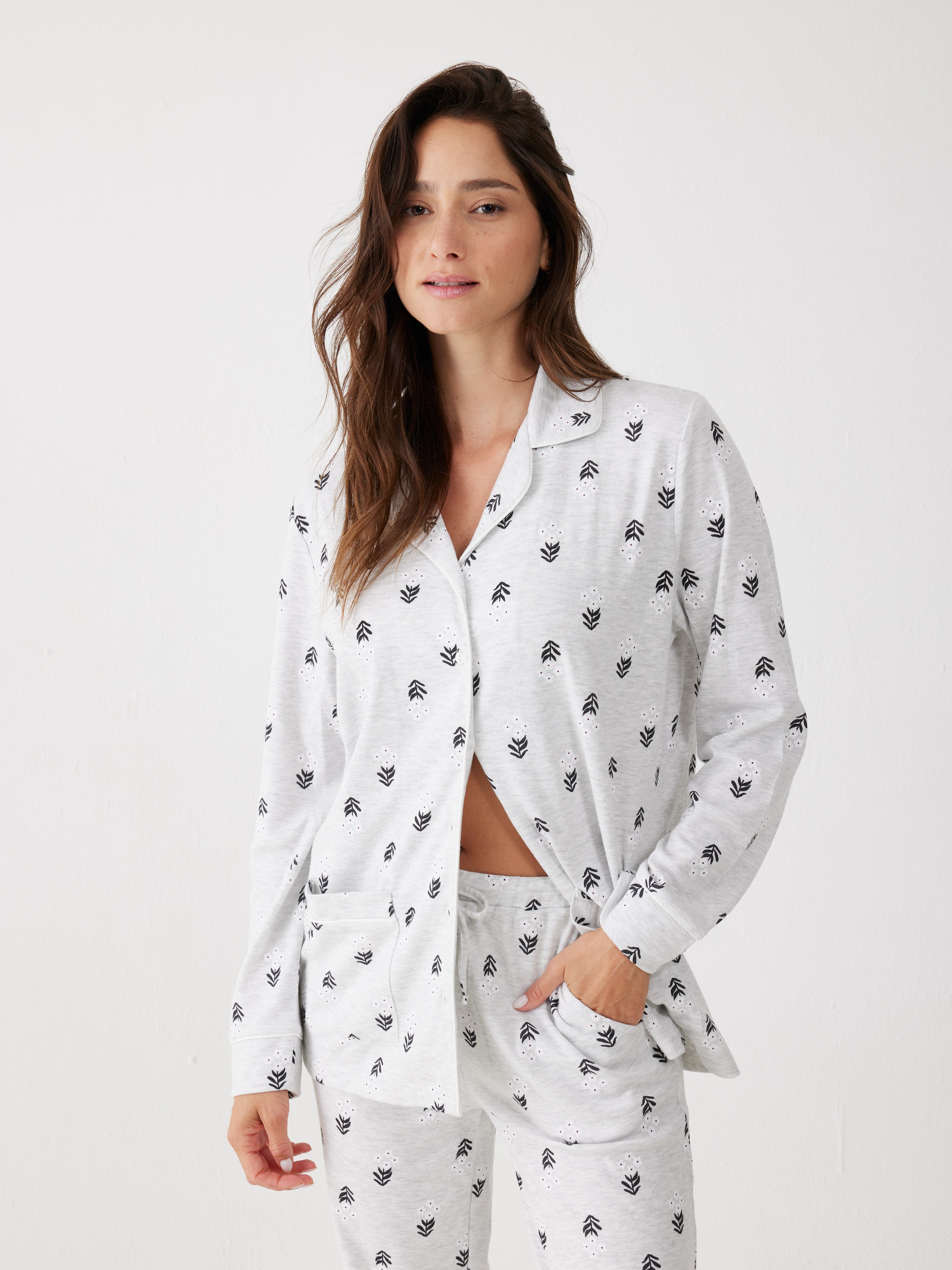 פיג'מה מכופתרת פרחים 100% כותנה - אפור