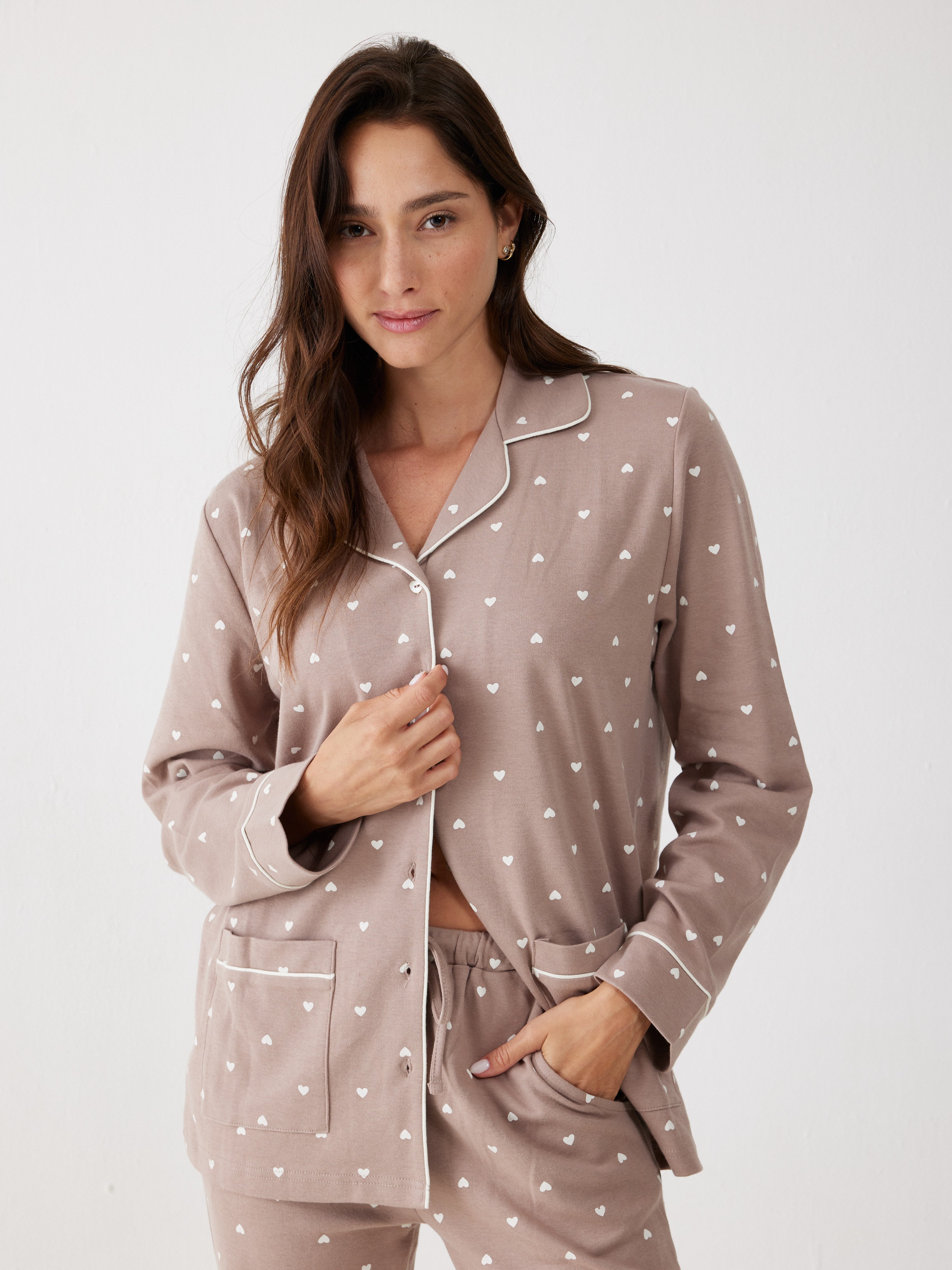פיג'מה מכופתרת לבבות 100% כותנה