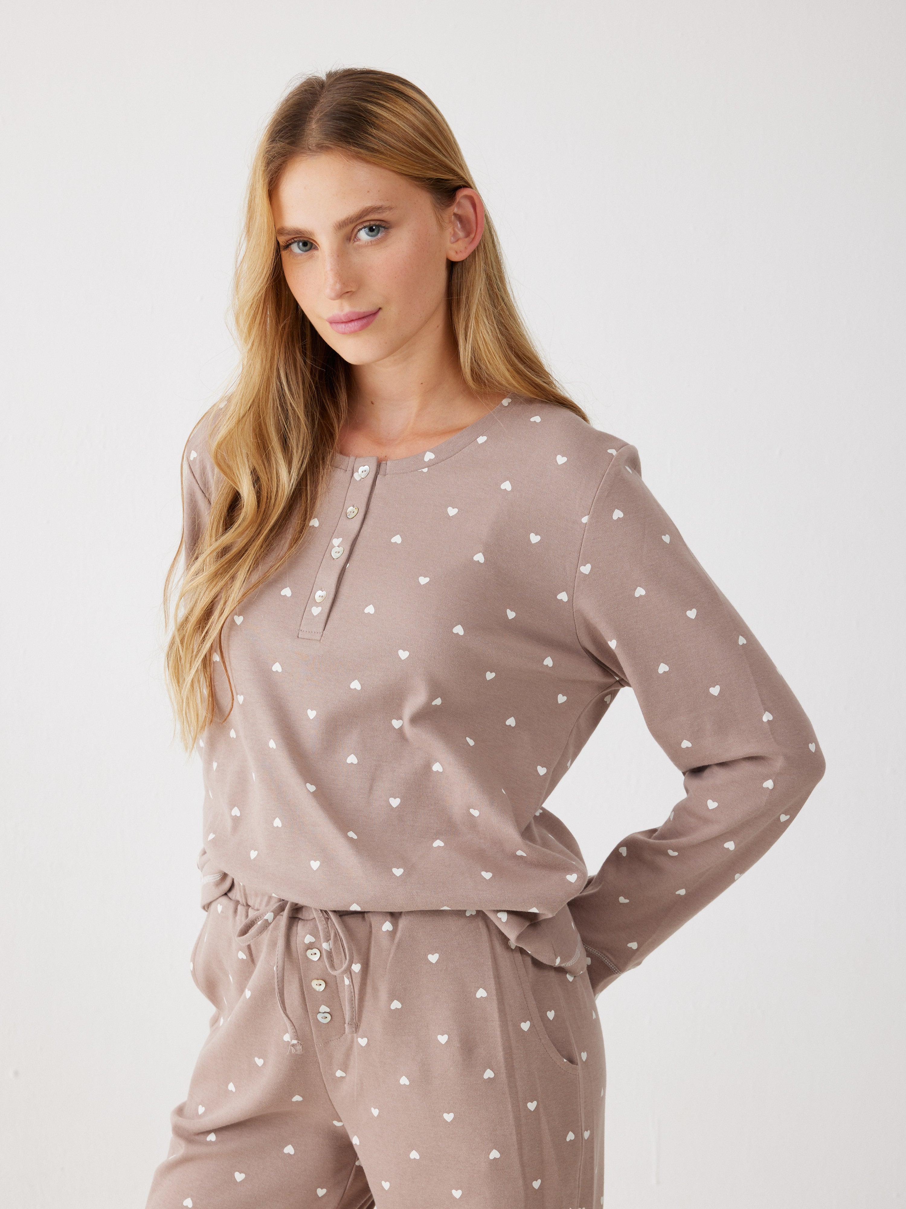 פיג'מה לבבות כותנה 100% - קפה