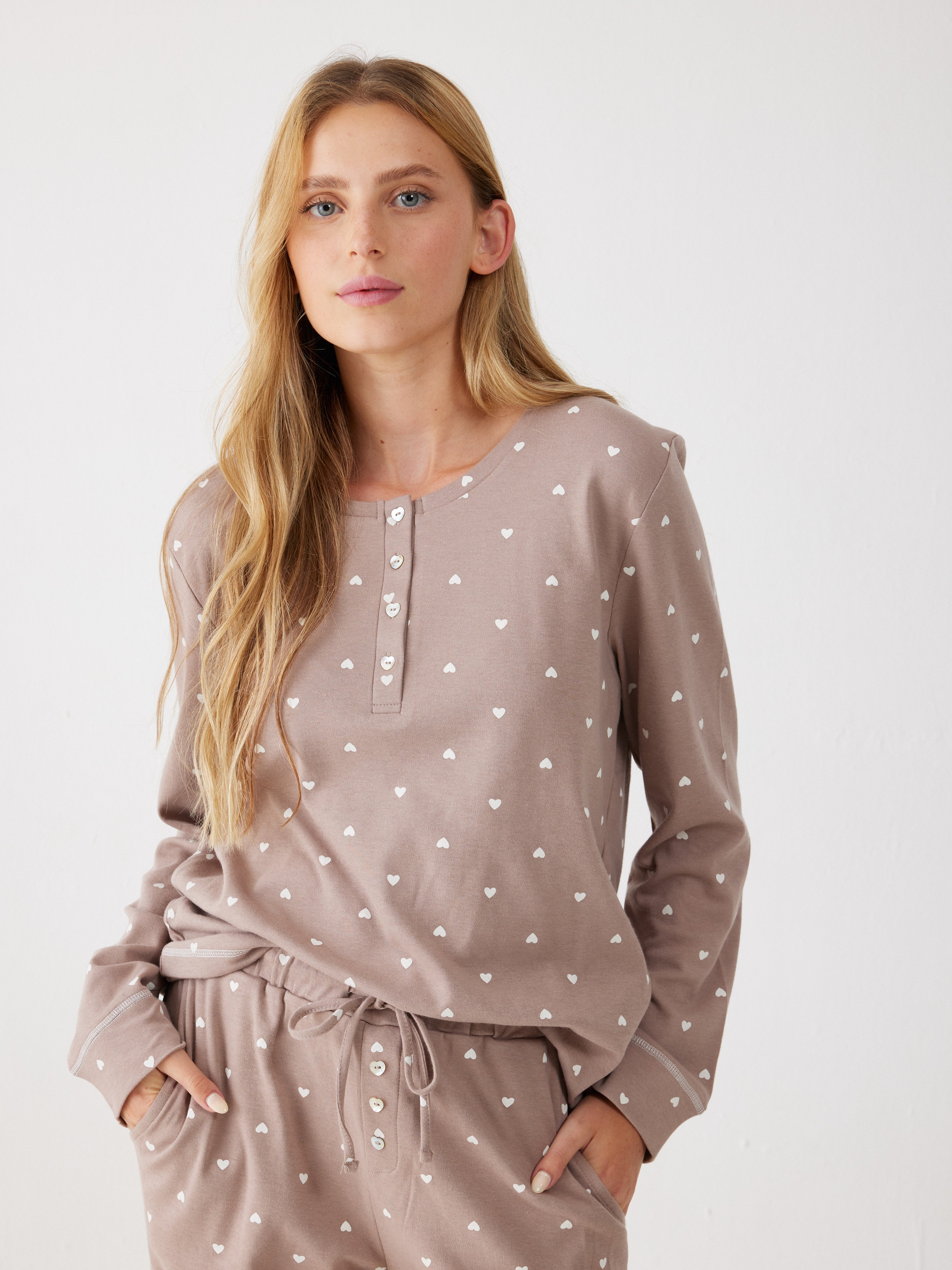 פיג'מה לבבות כותנה 100% - קפה