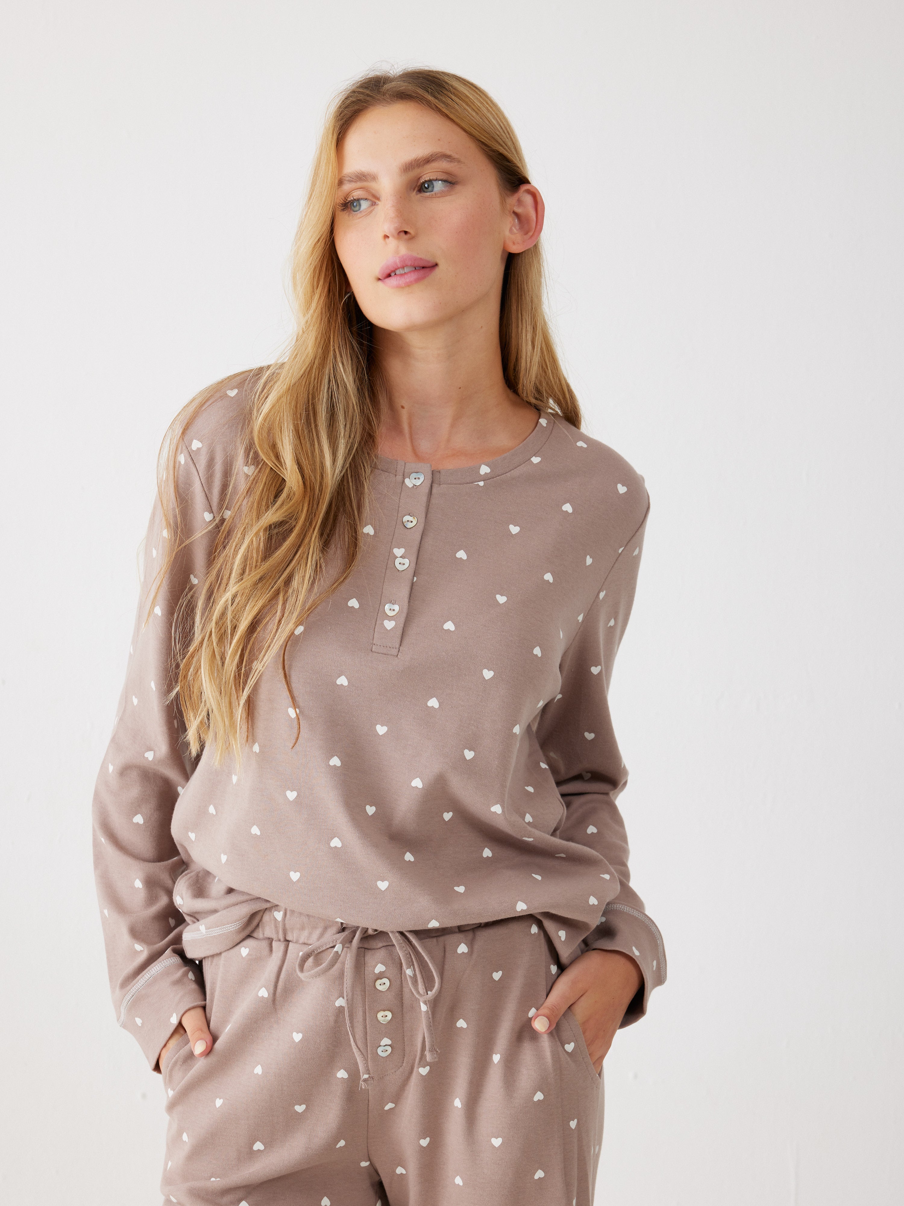 פיג'מה לבבות כותנה 100% - קפה