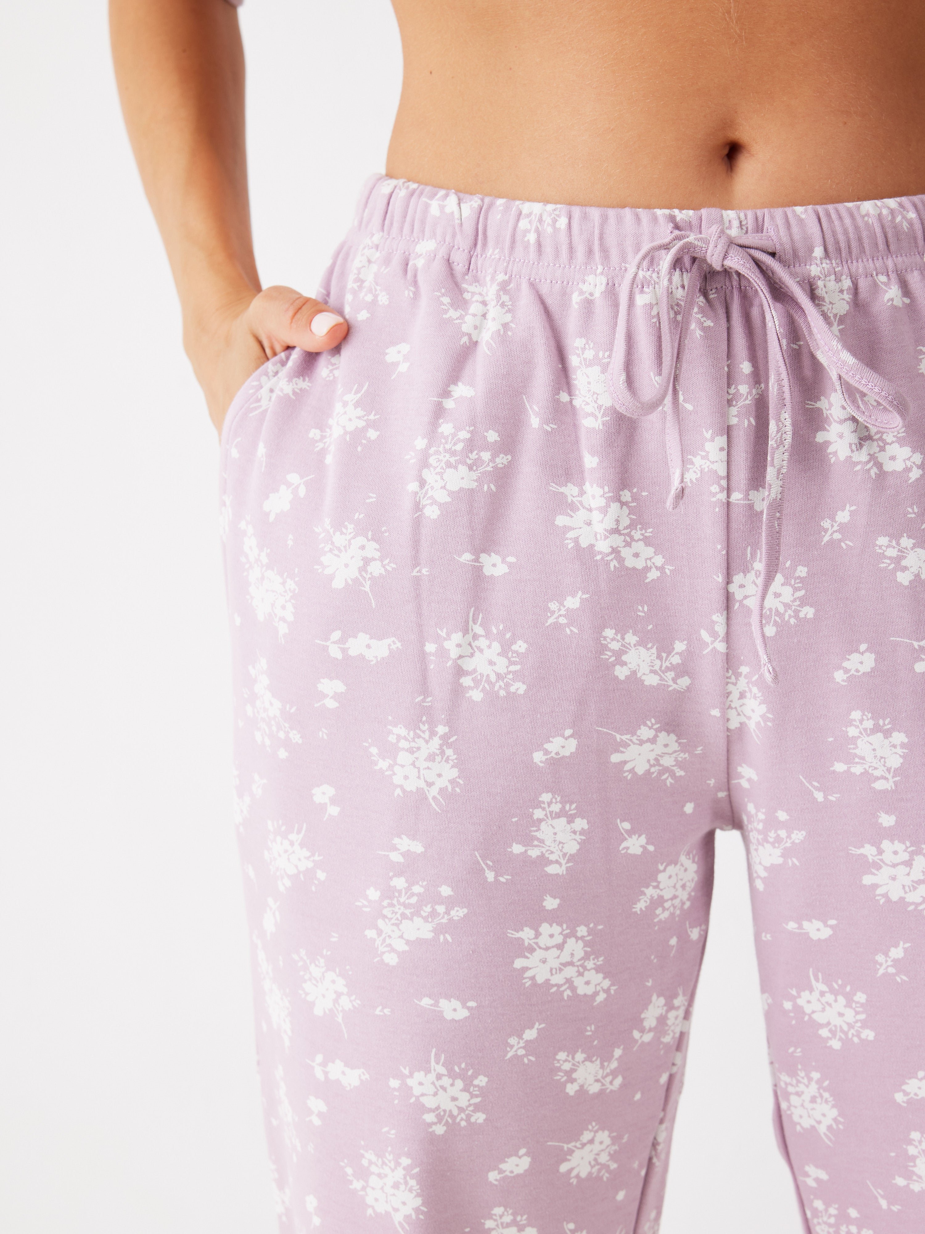 פיג'מה פרחים אינטרלוק - סגול מעושן