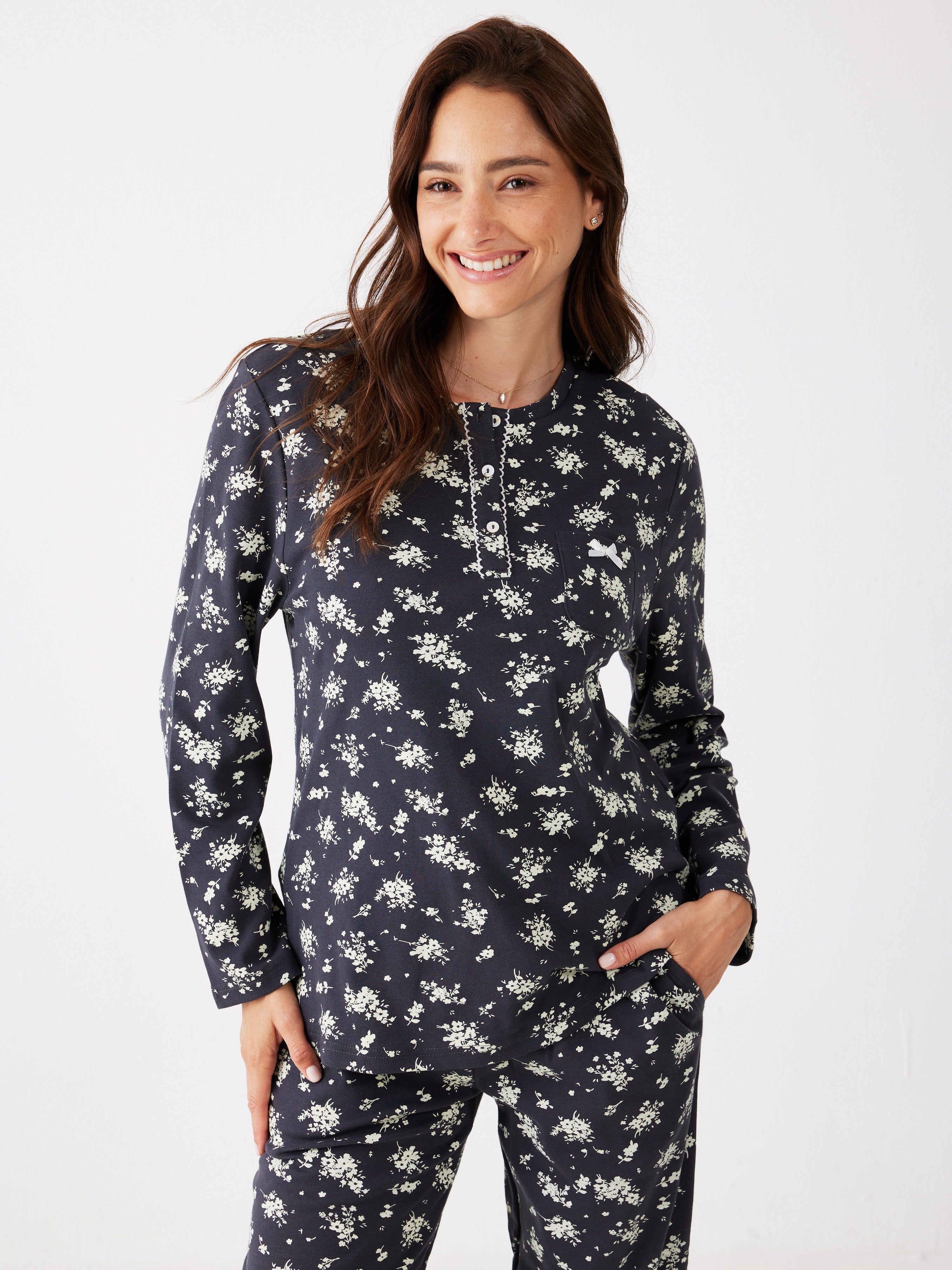 פיג'מה פרחים אינטרלוק - אפור כהה