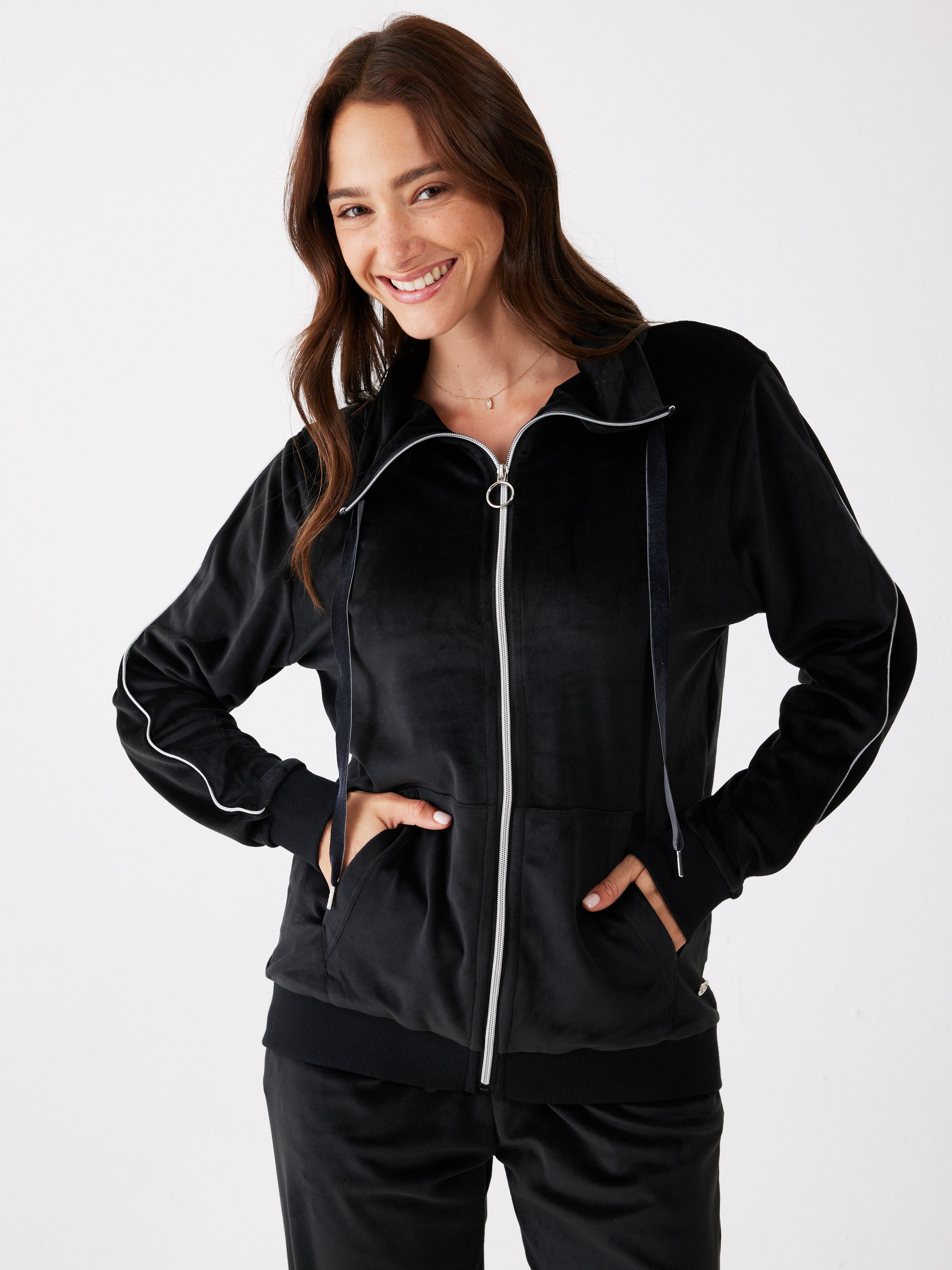 חליפת רוכסן פייפינג קטיפה - שחור