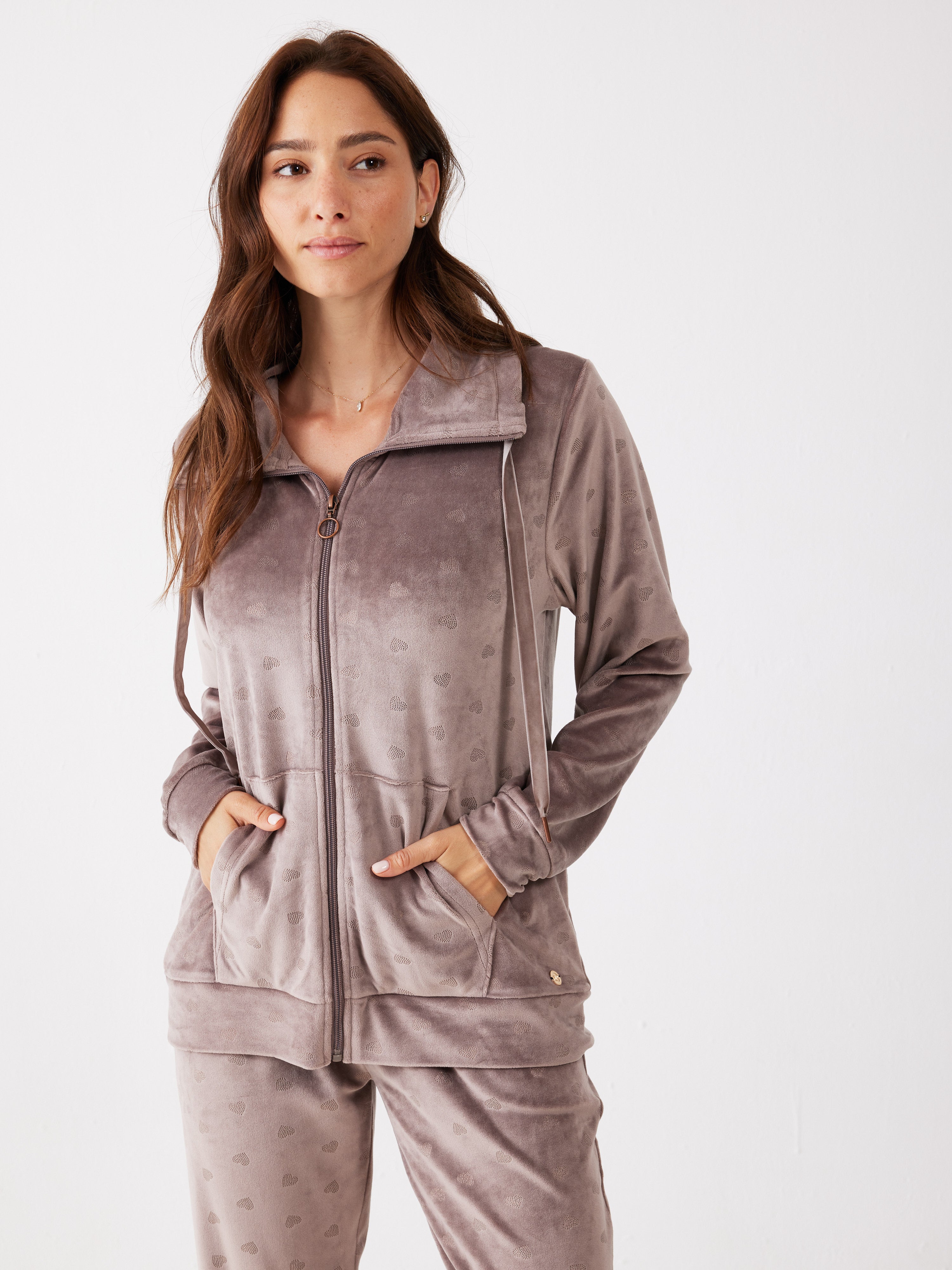 חליפת רוכסן לבבות קטיפה - קפה