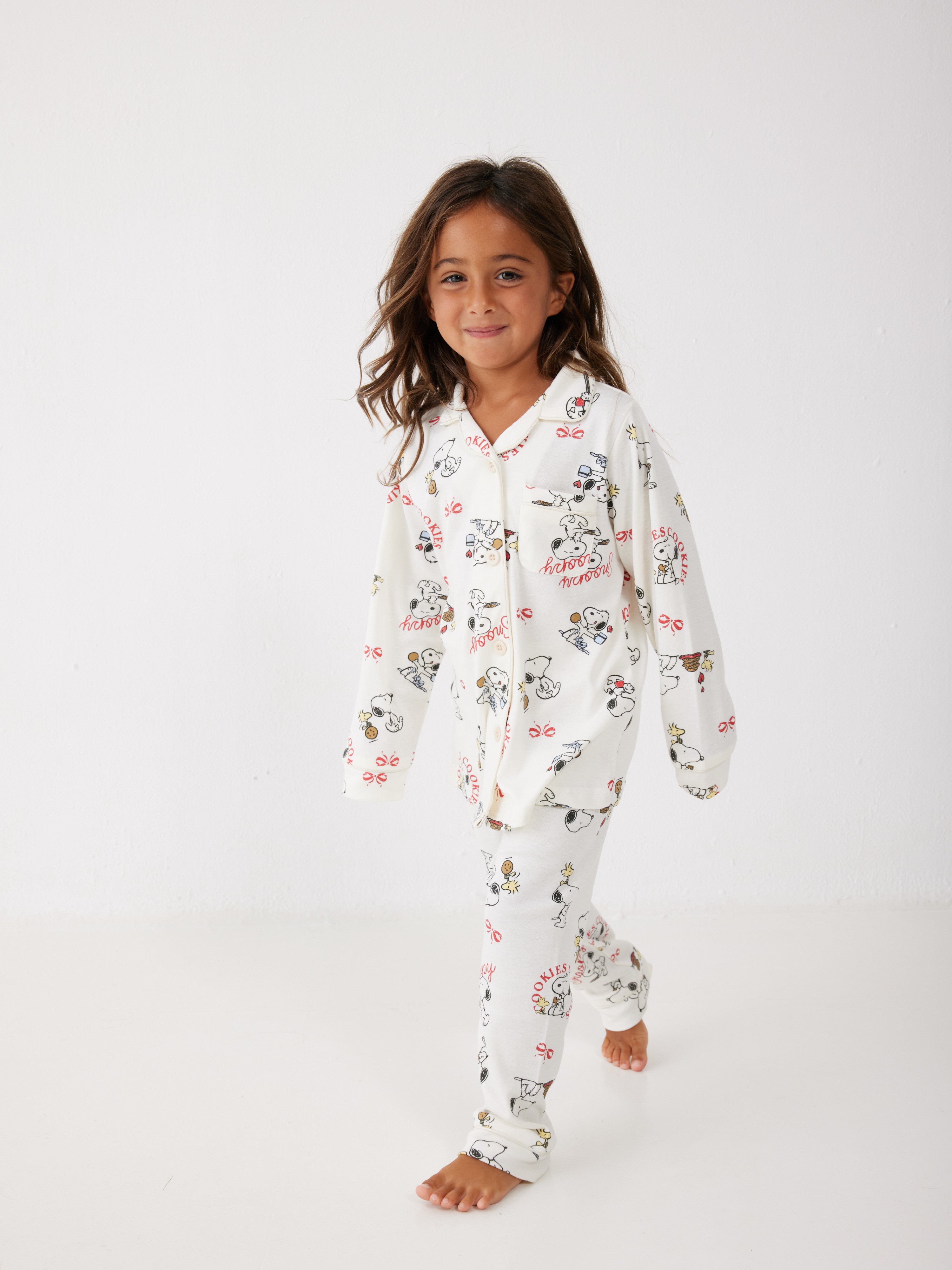 פיג'מה ילדות סנופי מכופתרת - שמנת