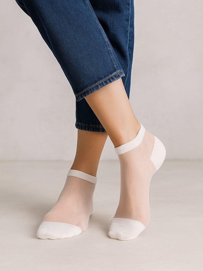 שני זוגות גרבי קרסוליות שקופות - לבן