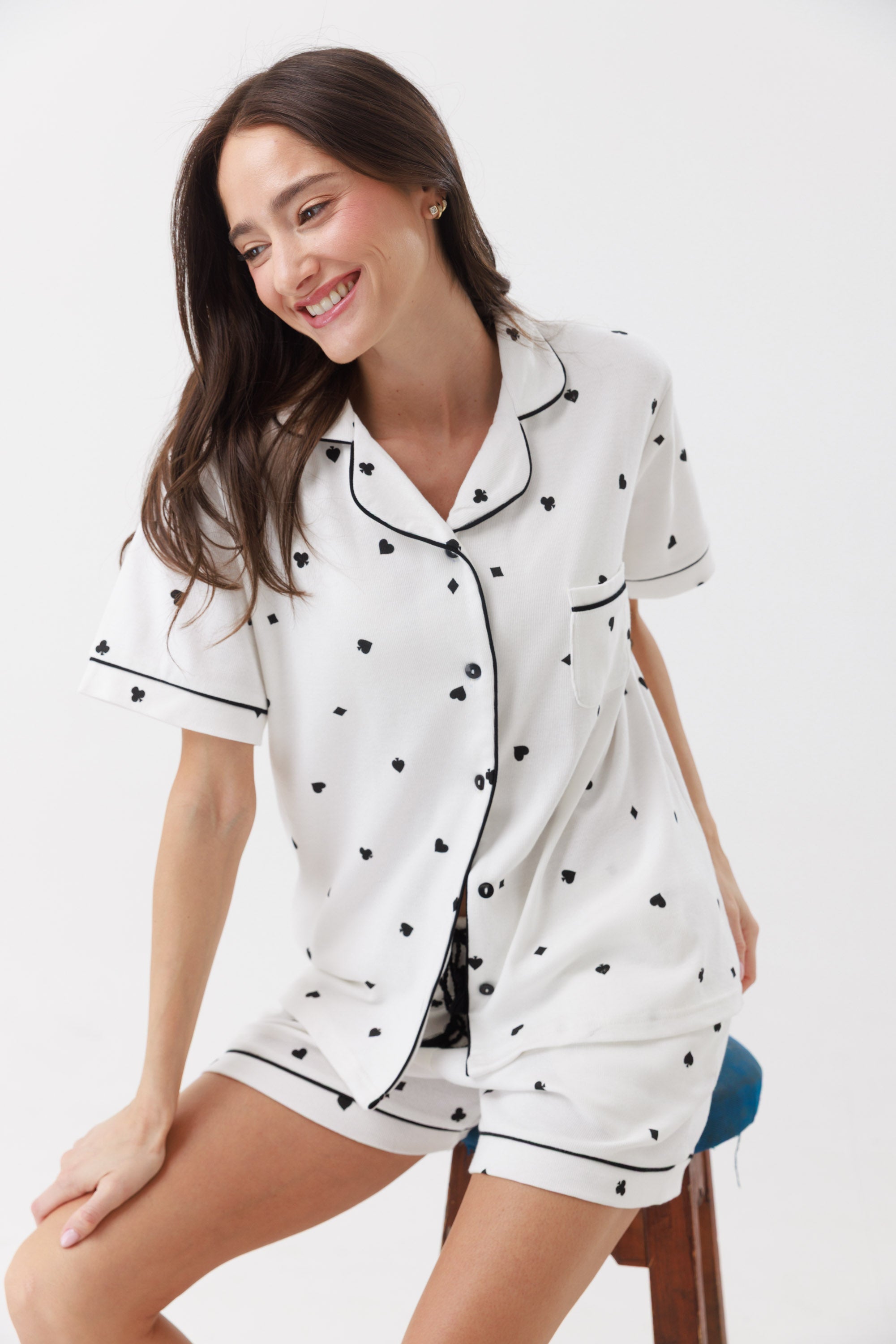 פיג'מה מכופתרת קצרה ריב צבע שמנת