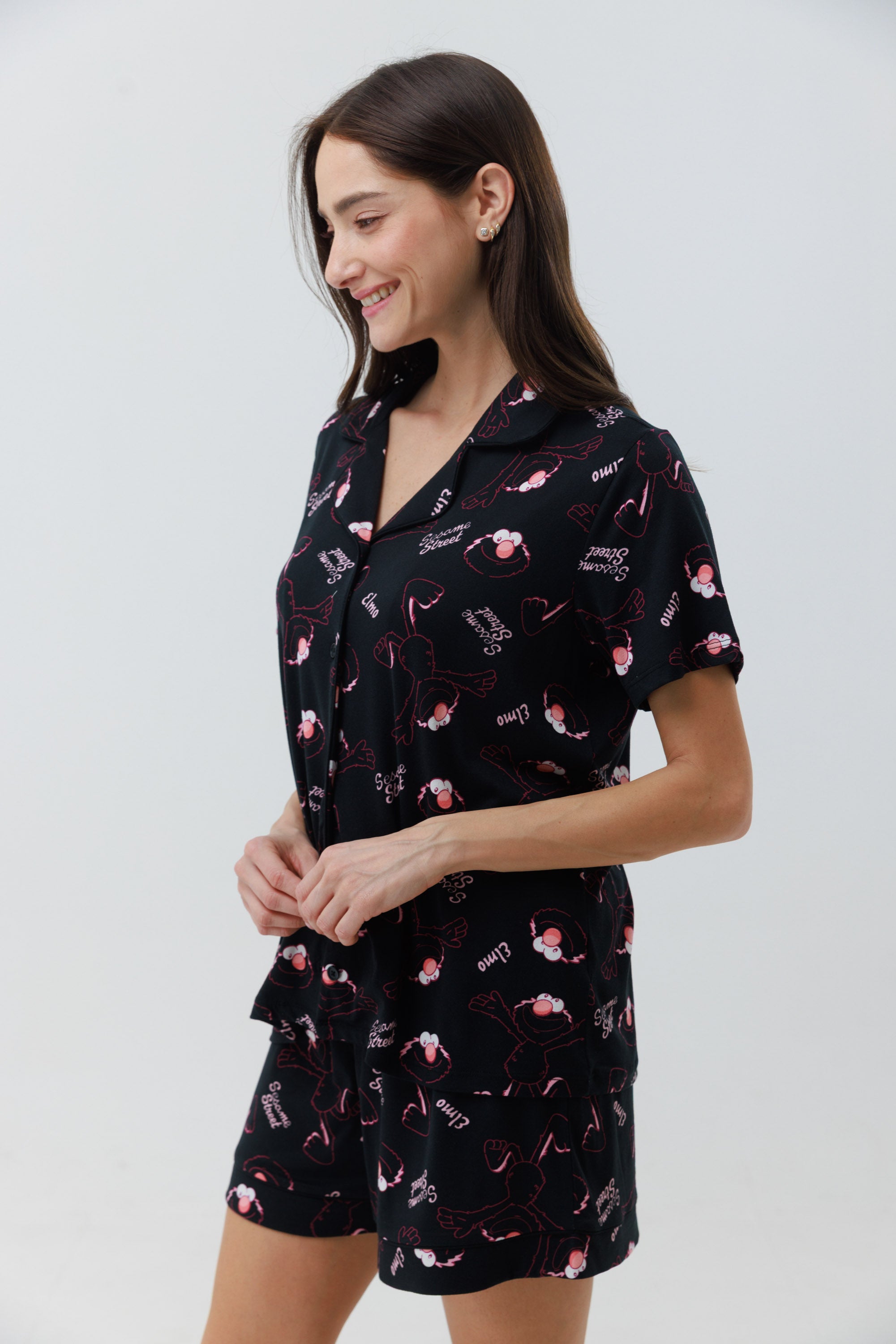 פיג'מה מכופתרת קצרה יאמי - שחור