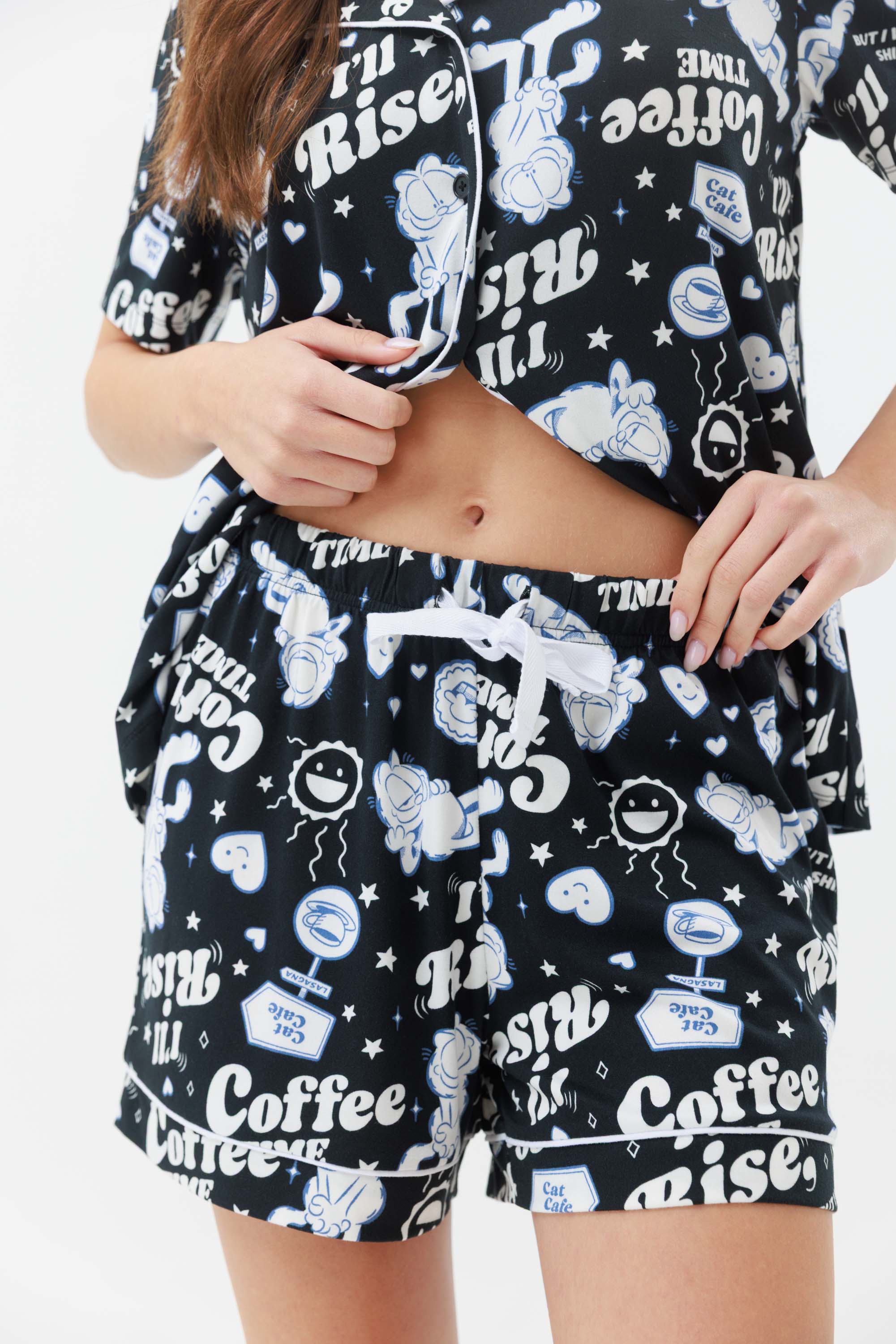 פיג'מה מכופתרת קצרה יאמי - שחור