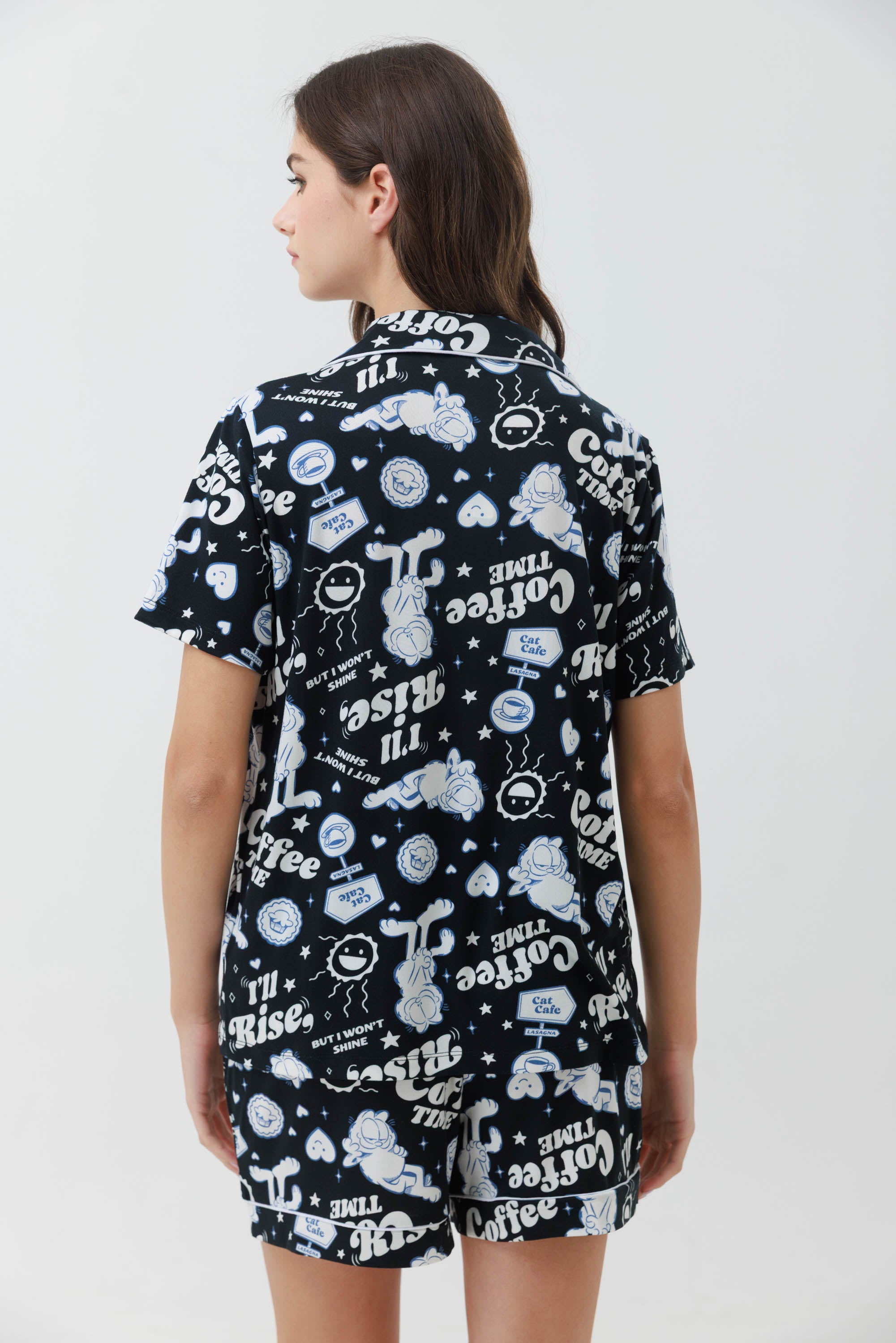 פיג'מה מכופתרת קצרה יאמי - שחור