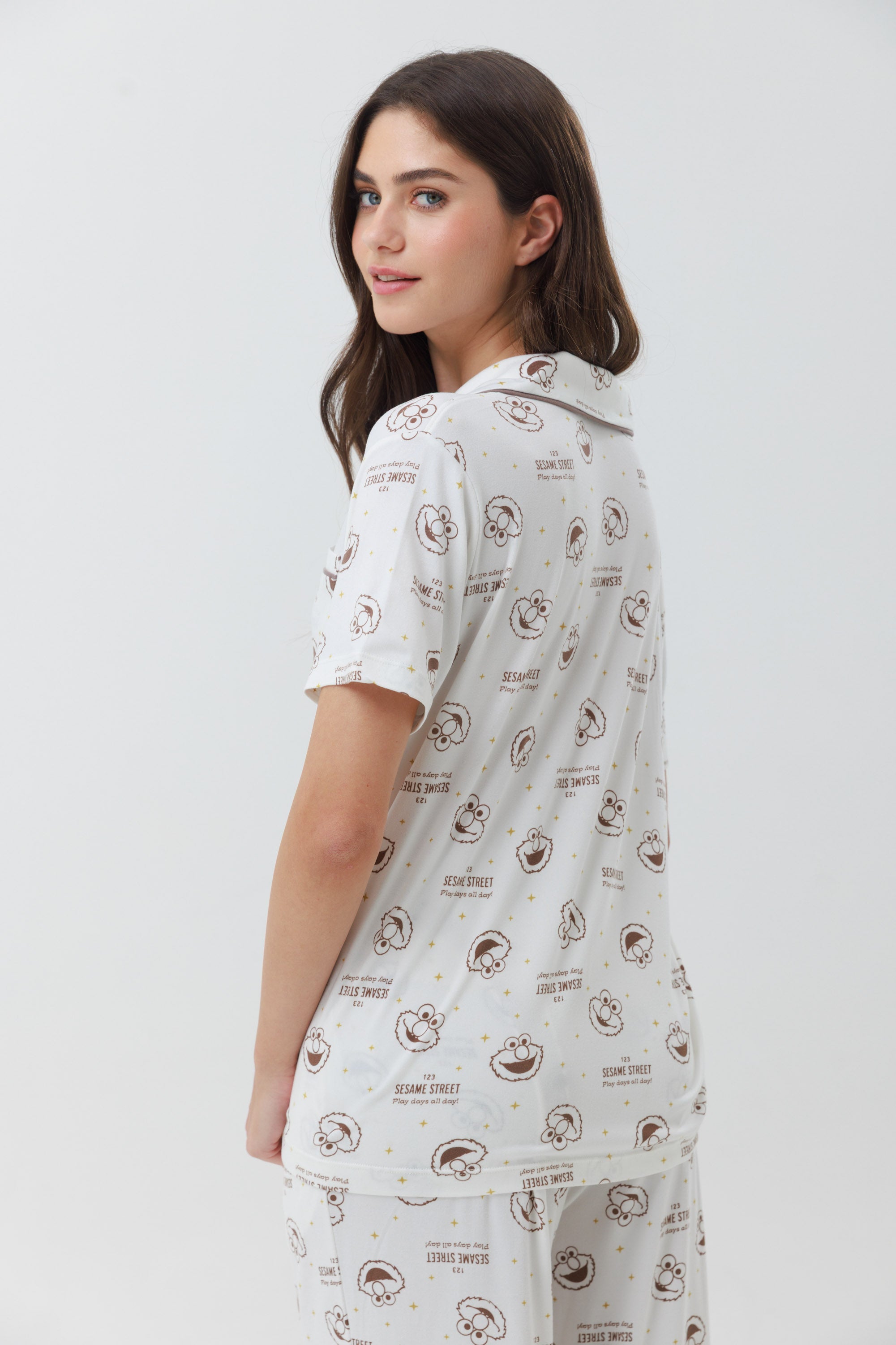 פיג'מה מכופתרת ארוכה יאמי - שמנת