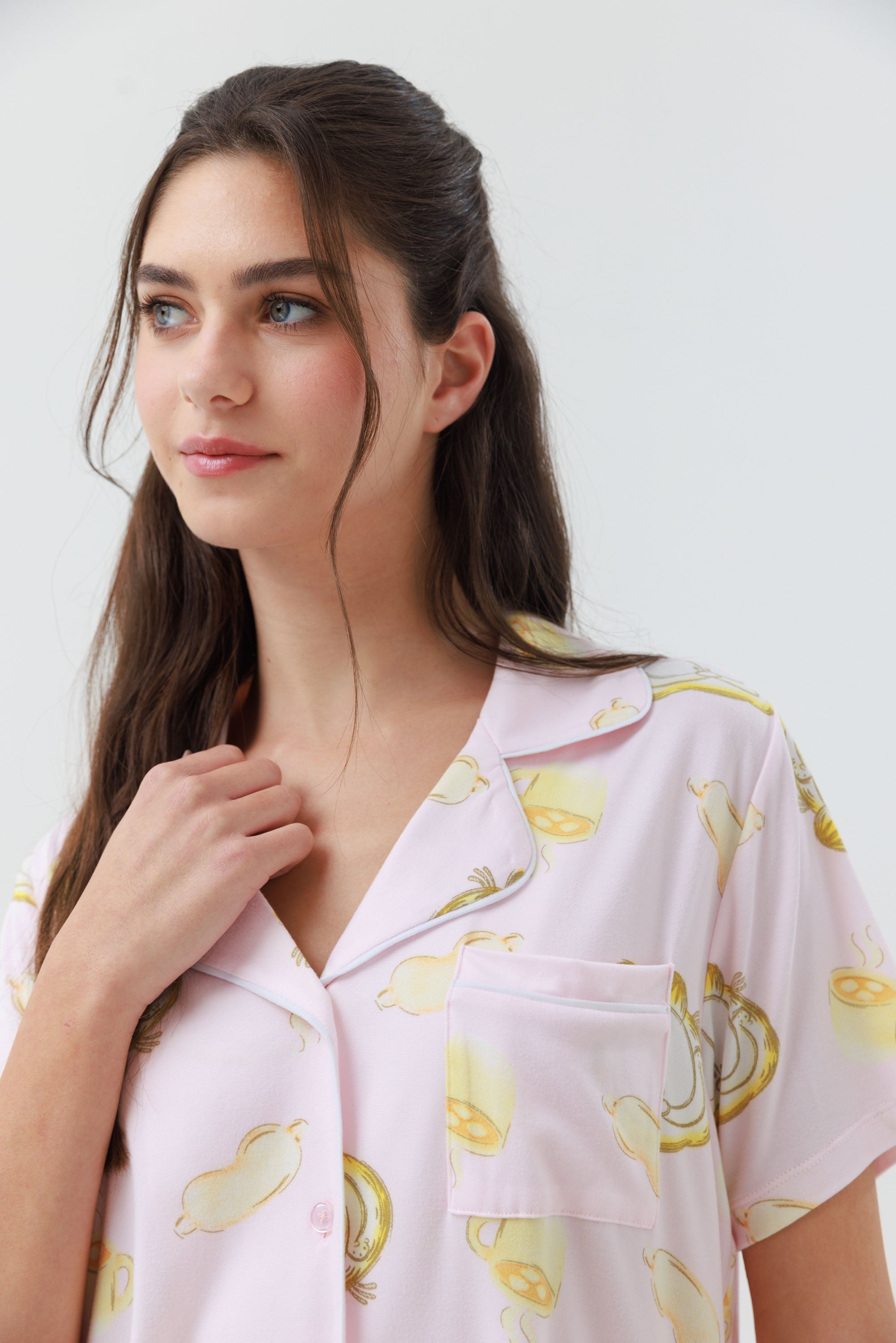 פיג'מה מכופתרת ארוכה יאמי -ורוד בהיר