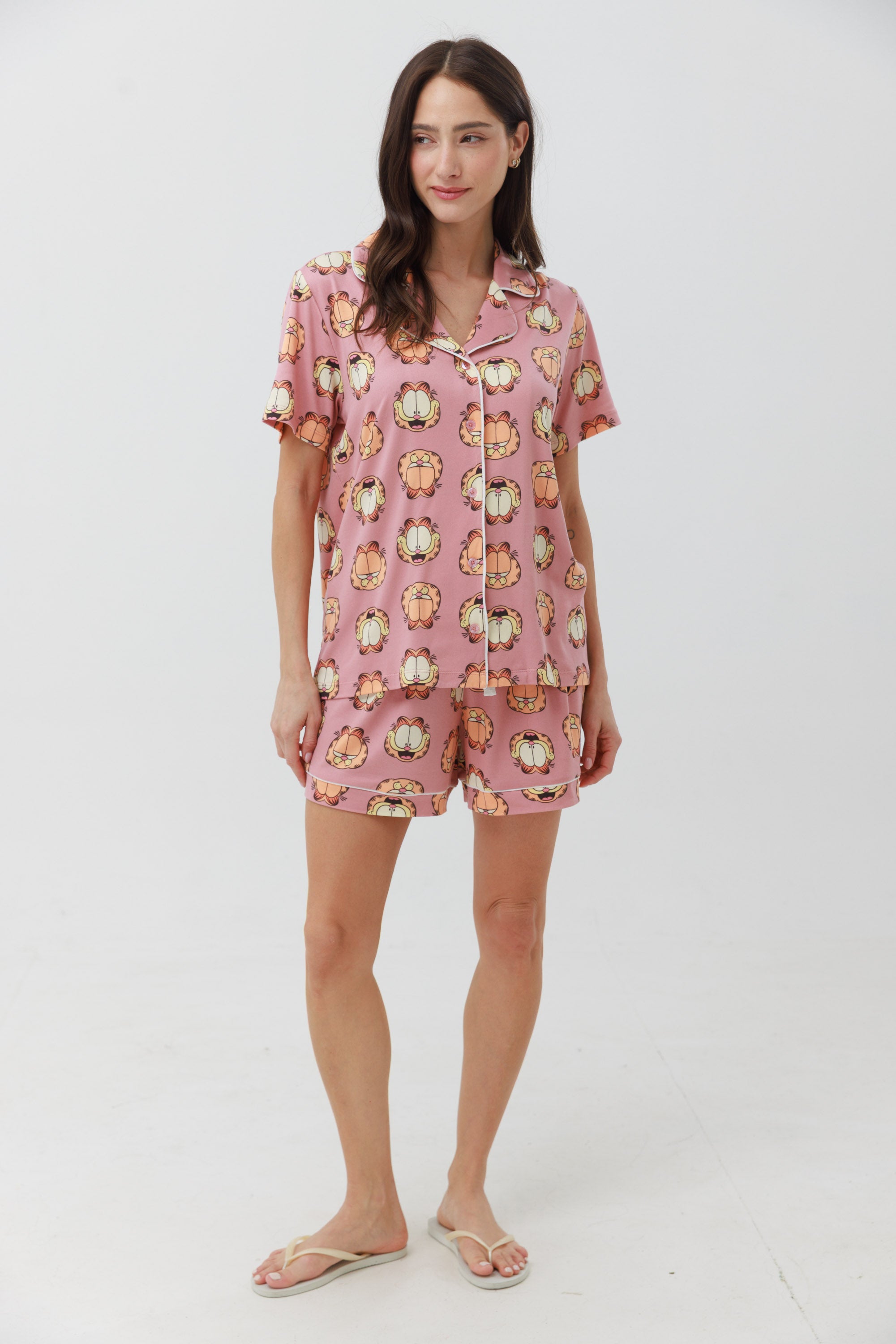 פיג'מה מכופתרת קצרה יאמי - ורוד מעושן