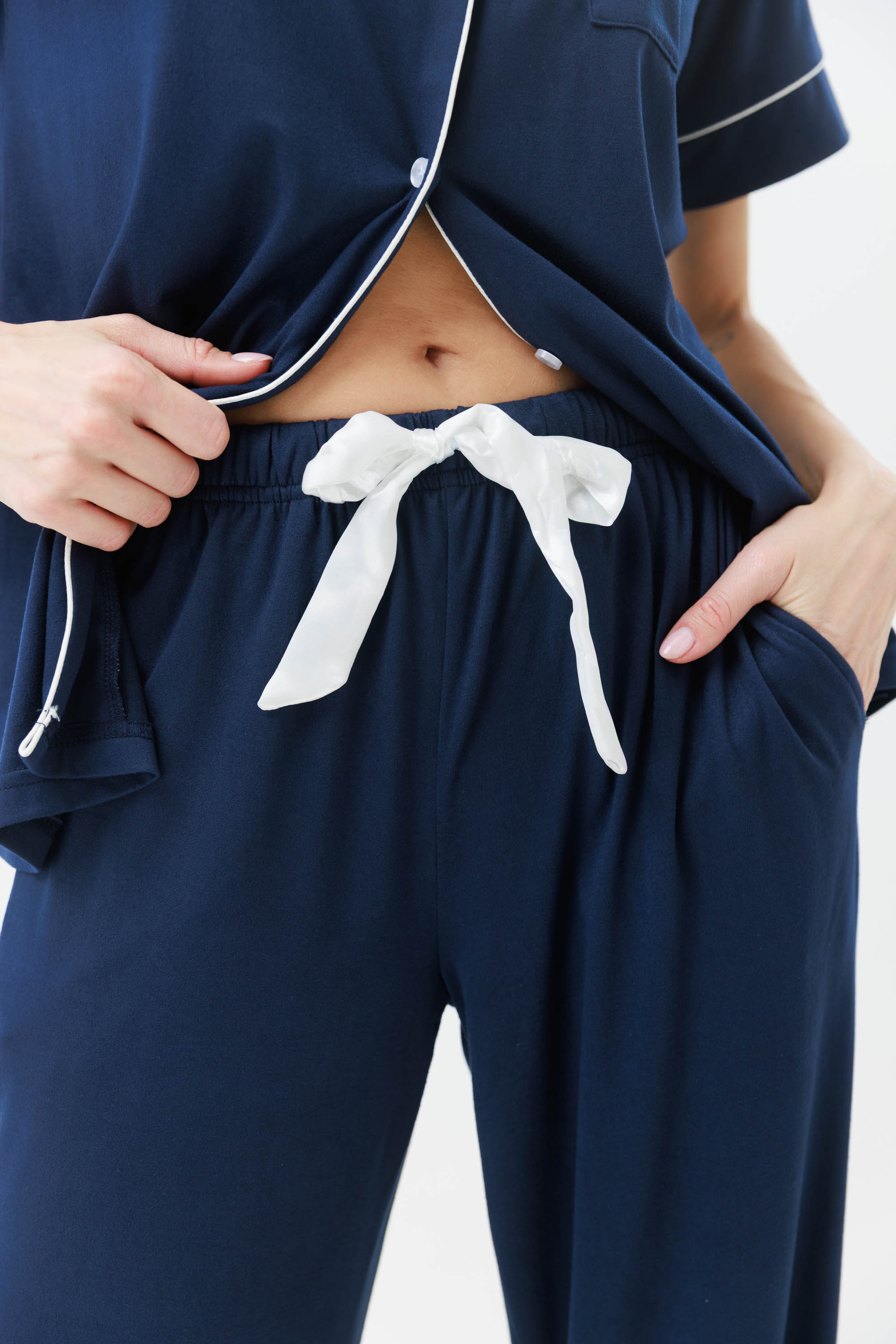 פיג'מה מכופתרת יאמי צבע כחול נייבי*