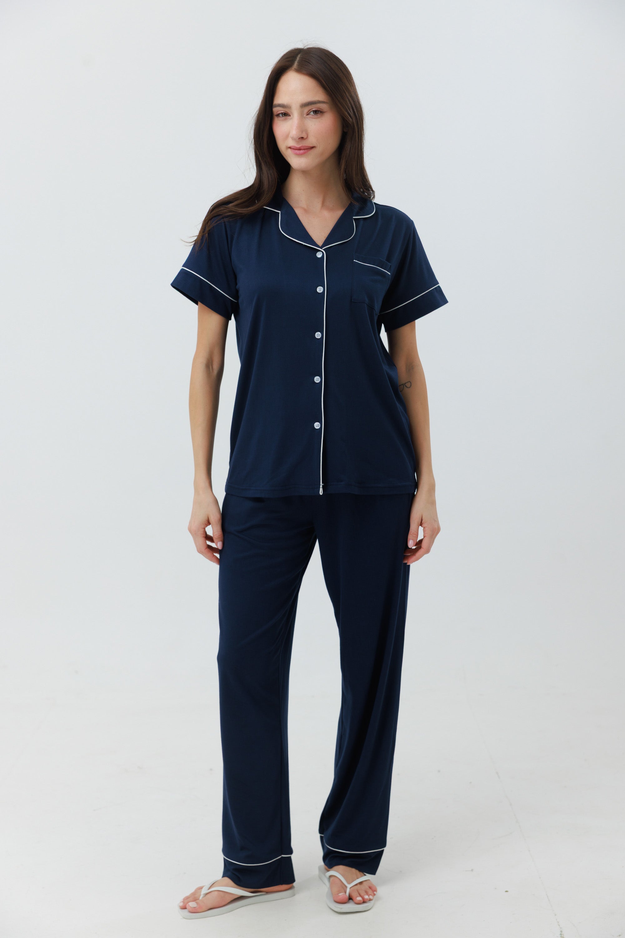 פיג'מה מכופתרת יאמי צבע כחול נייבי*