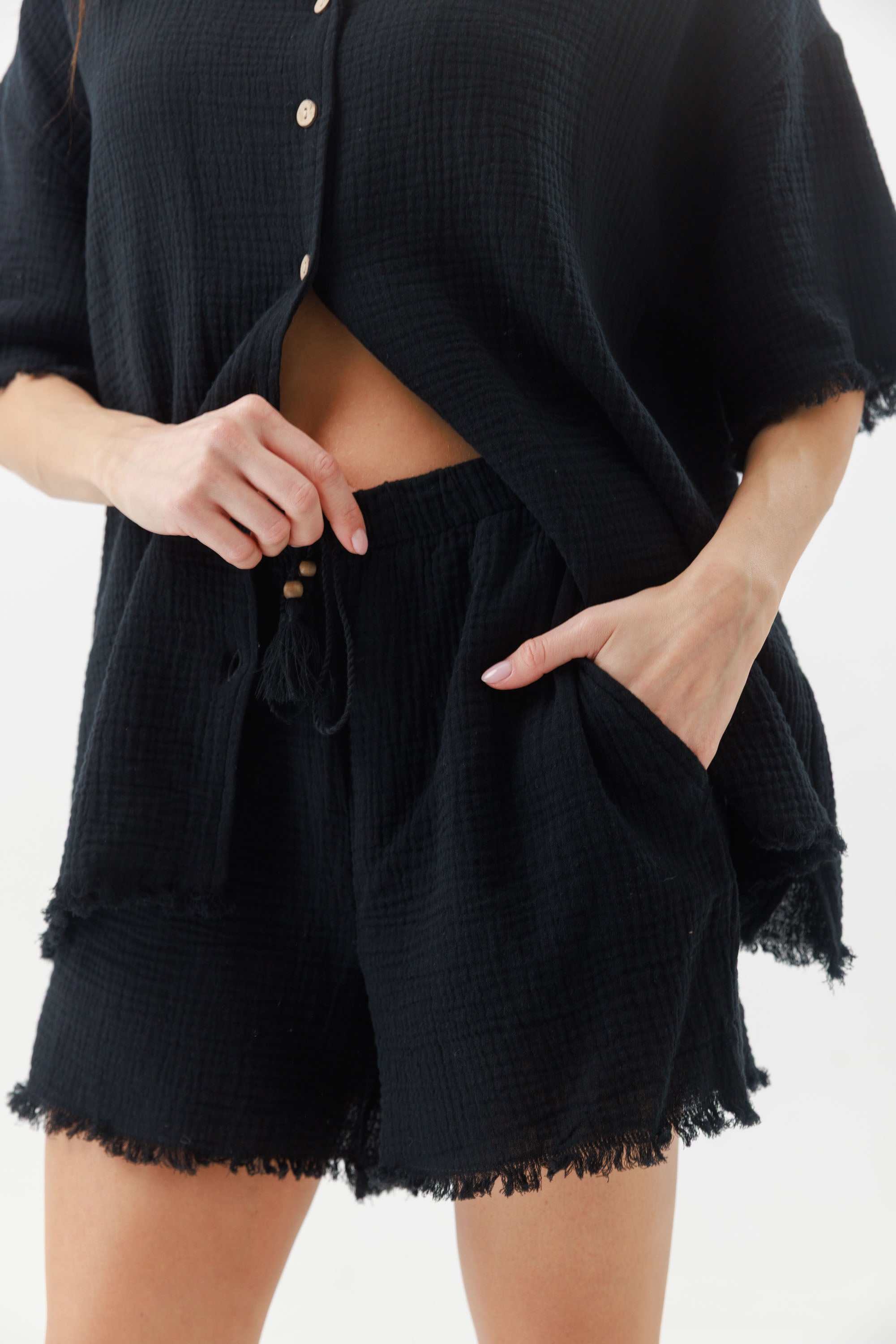 חליפת טטרה מכופתרת מכנס קצר 100% כותנה - שחור