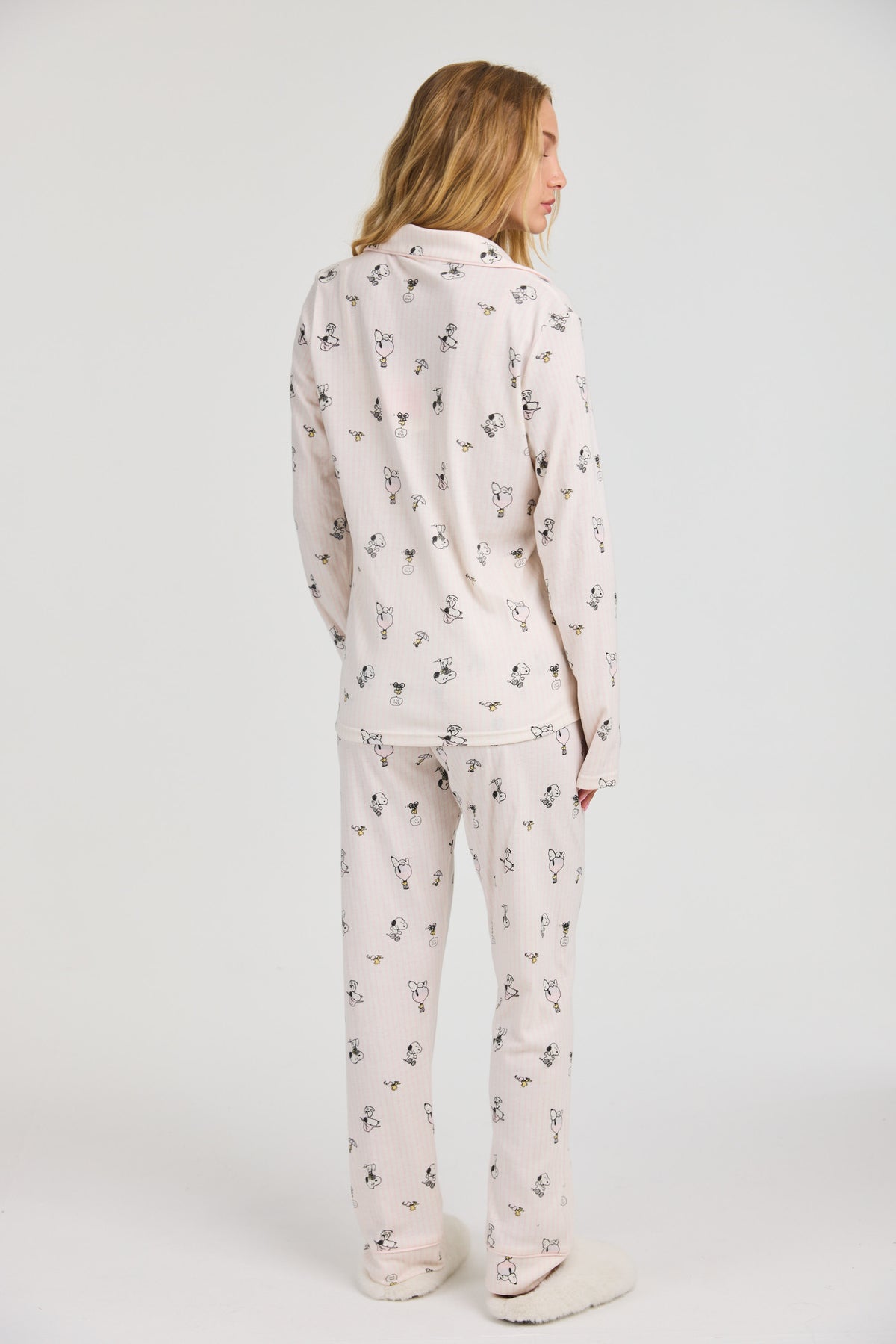 פיג׳מה מכופתרת סנופי אינטרלוק - ורוד
