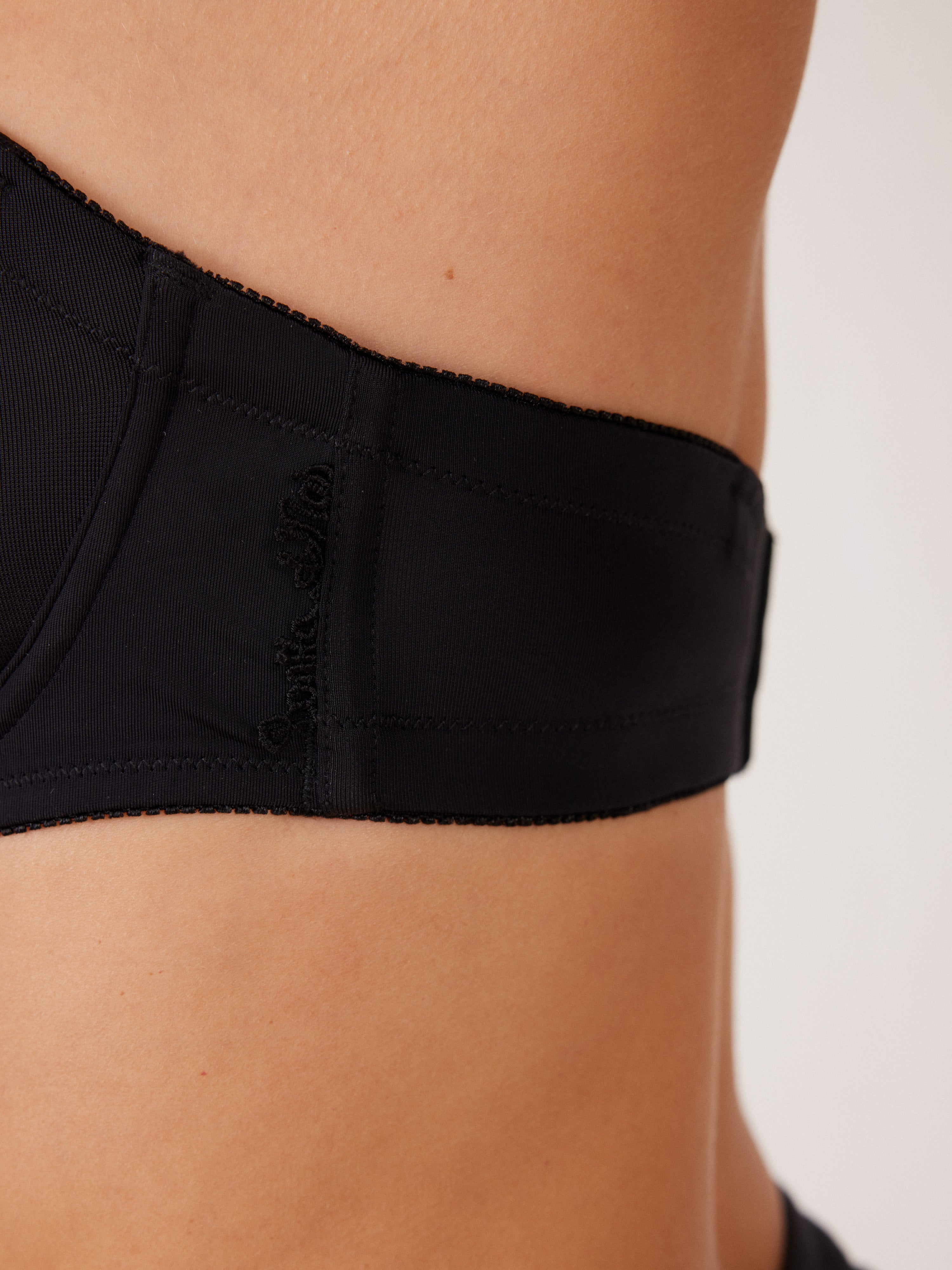 חזיית סטרפלס ללא ריפוד דומיניק - שחור