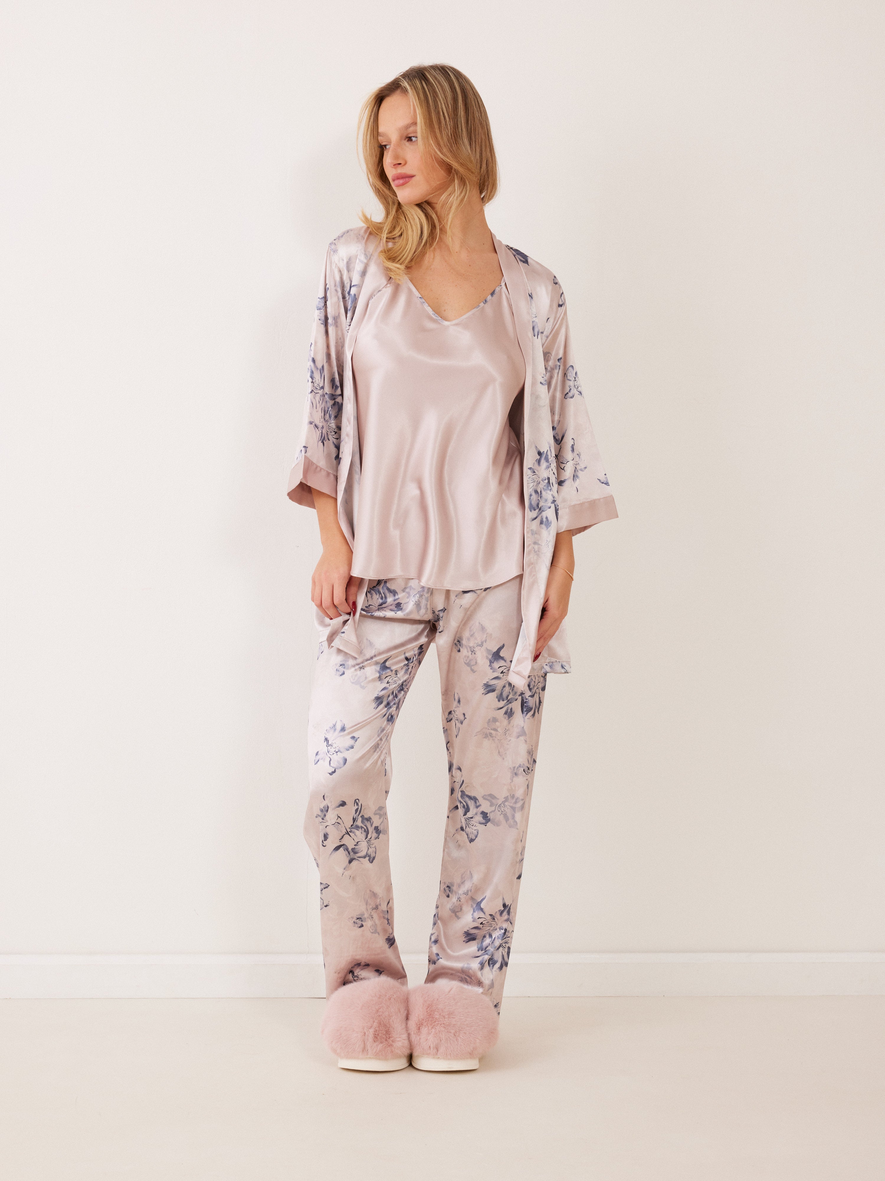 חליפת קימנו 3 חלקים מודפס - ניוד