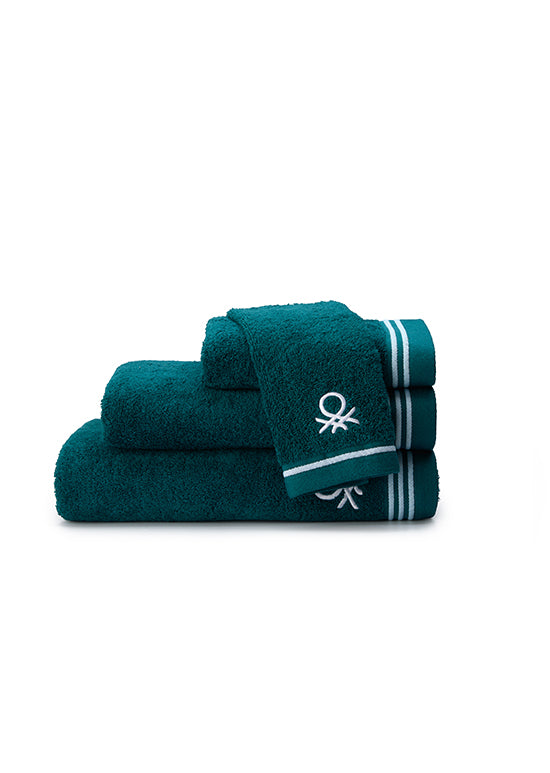 סדרת Classic Benetton , מגבות ידיים חלקות עם רקמת לוגו אלגנטית - ירוק