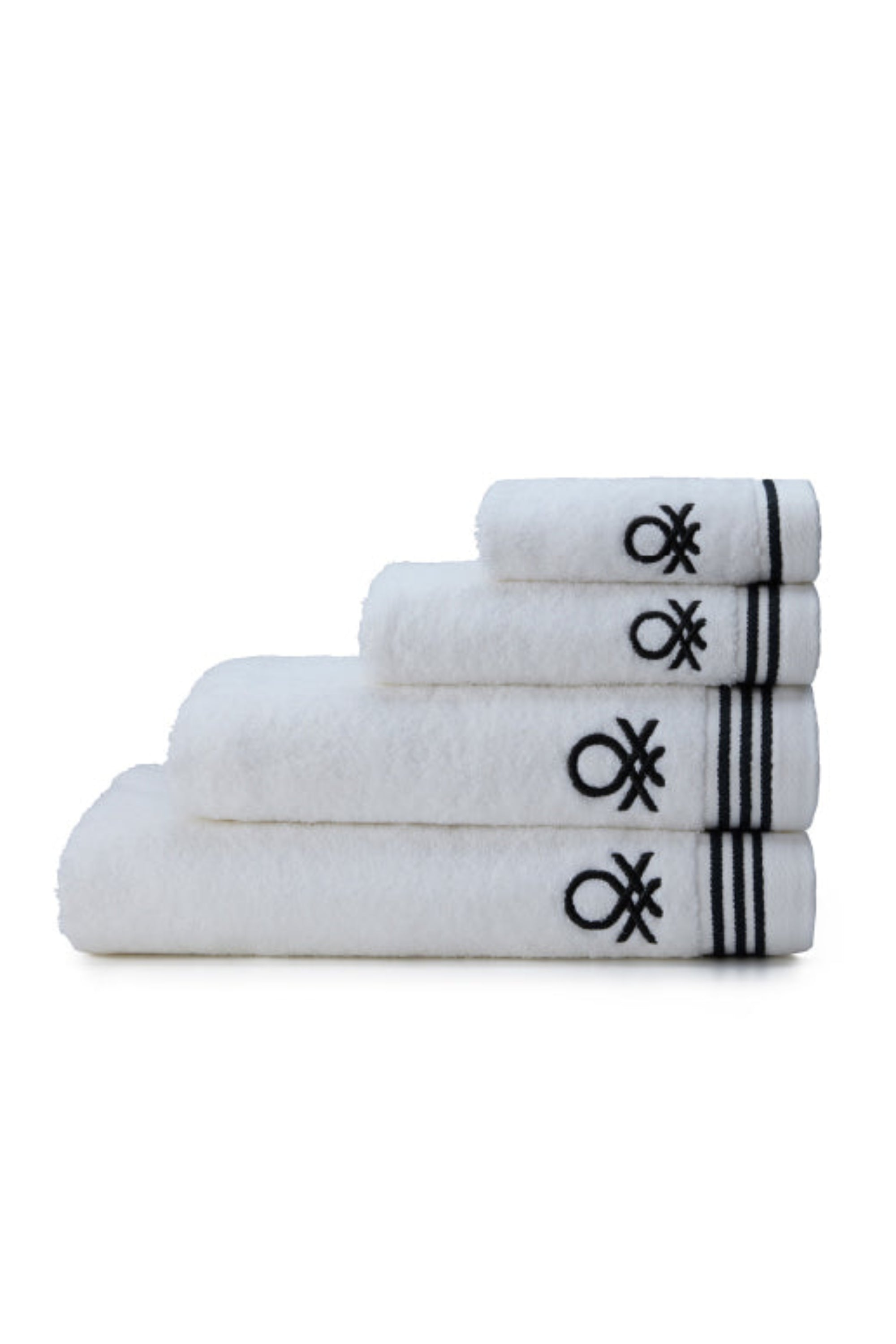 סדרת Classic Benetton , מגבות ידיים חלקות עם רקמת לוגו אלגנטית - לבן