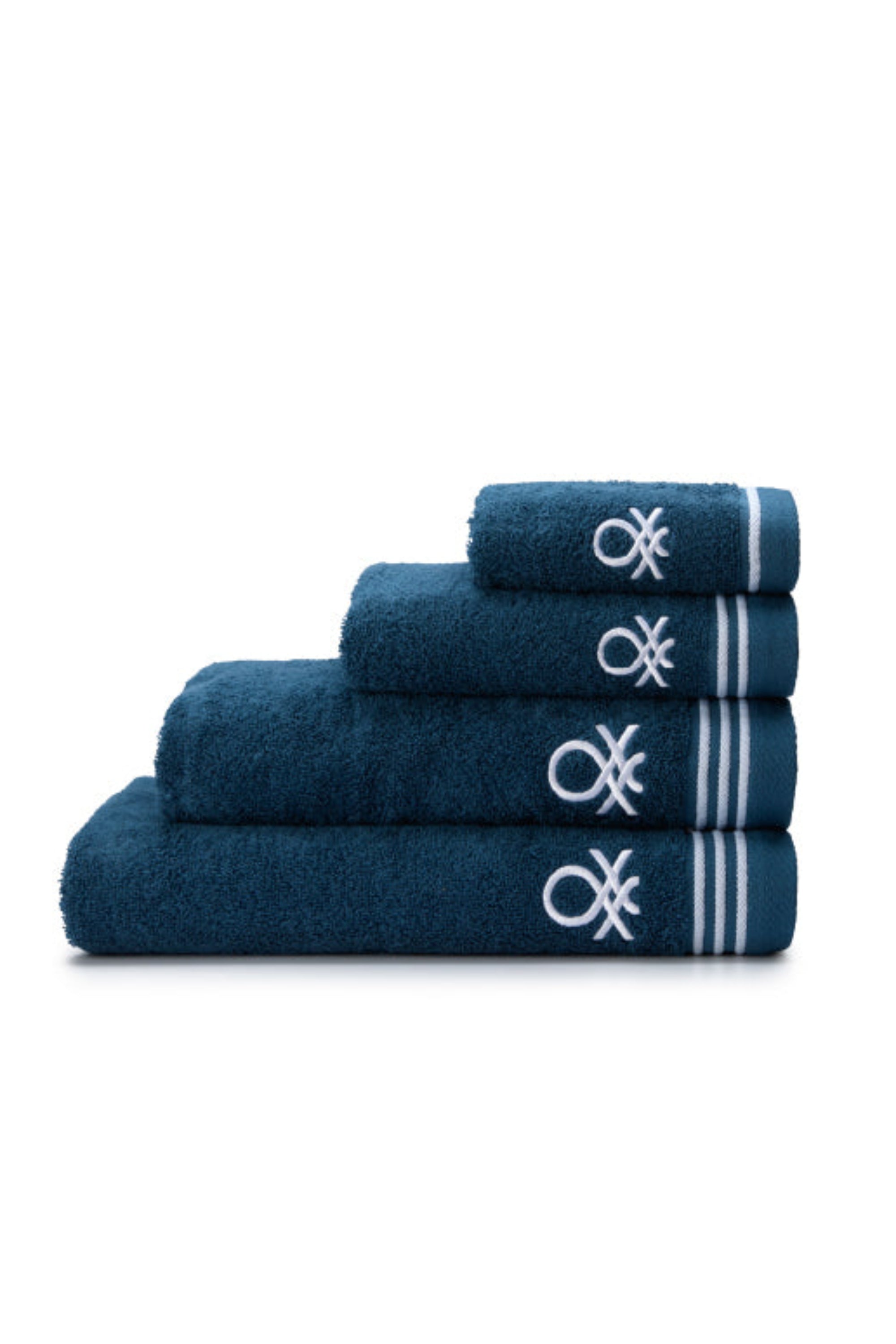 סדרת Classic Benetton , מגבות ענק חלקות עם רקמת לוגו אלגנטית - פטרול