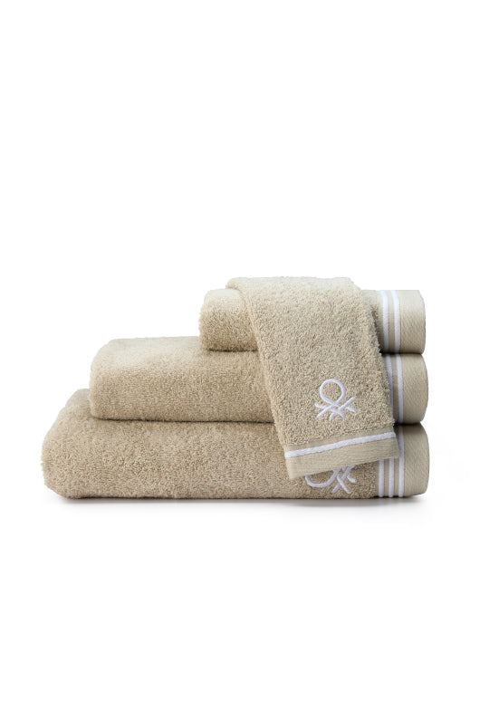 סדרת Classic Benetton , מגבות פנים חלקות עם רקמת לוגו אלגנטית - אבן