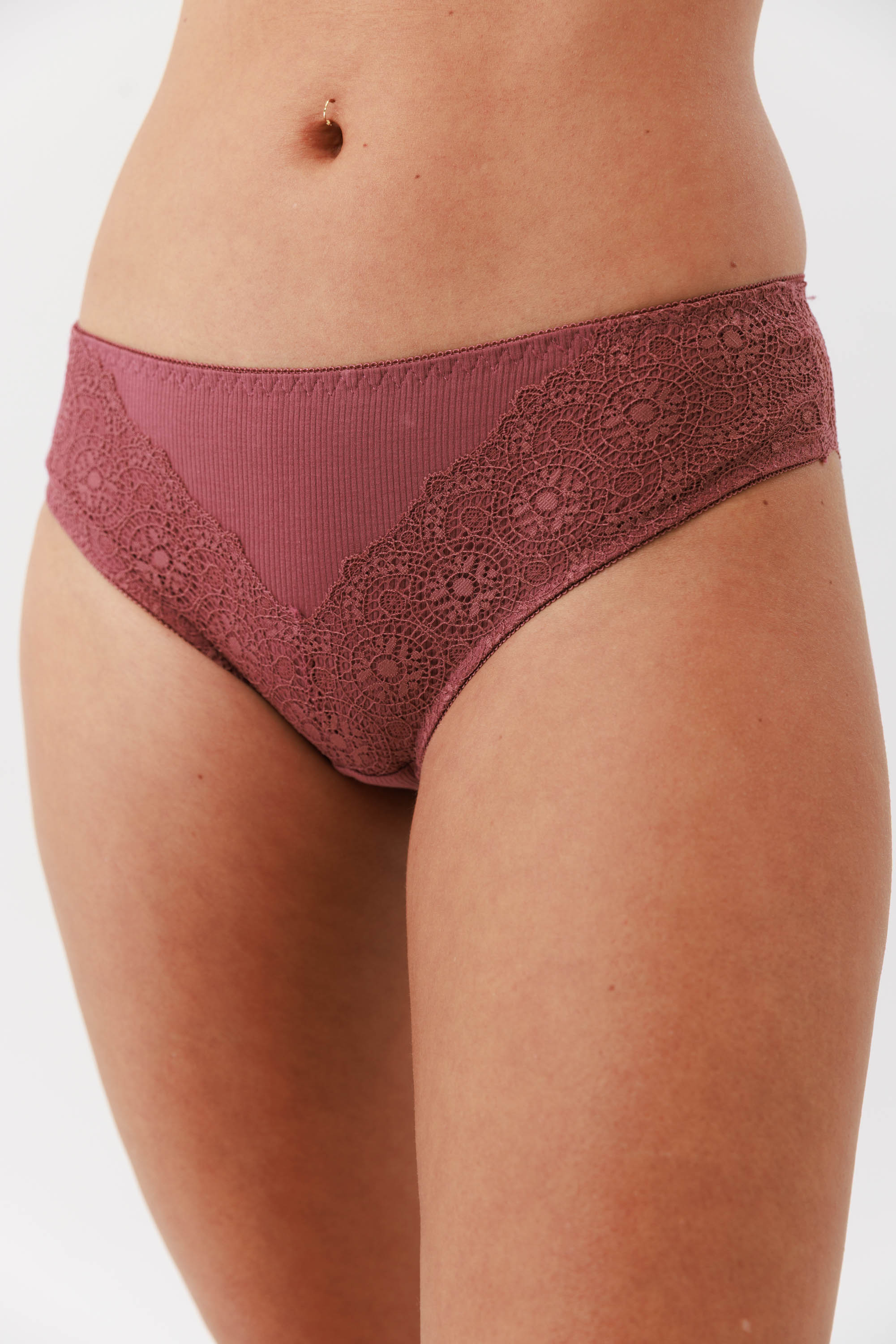 תחתוני ריב תחרה דגם בוקסר צבע קפה