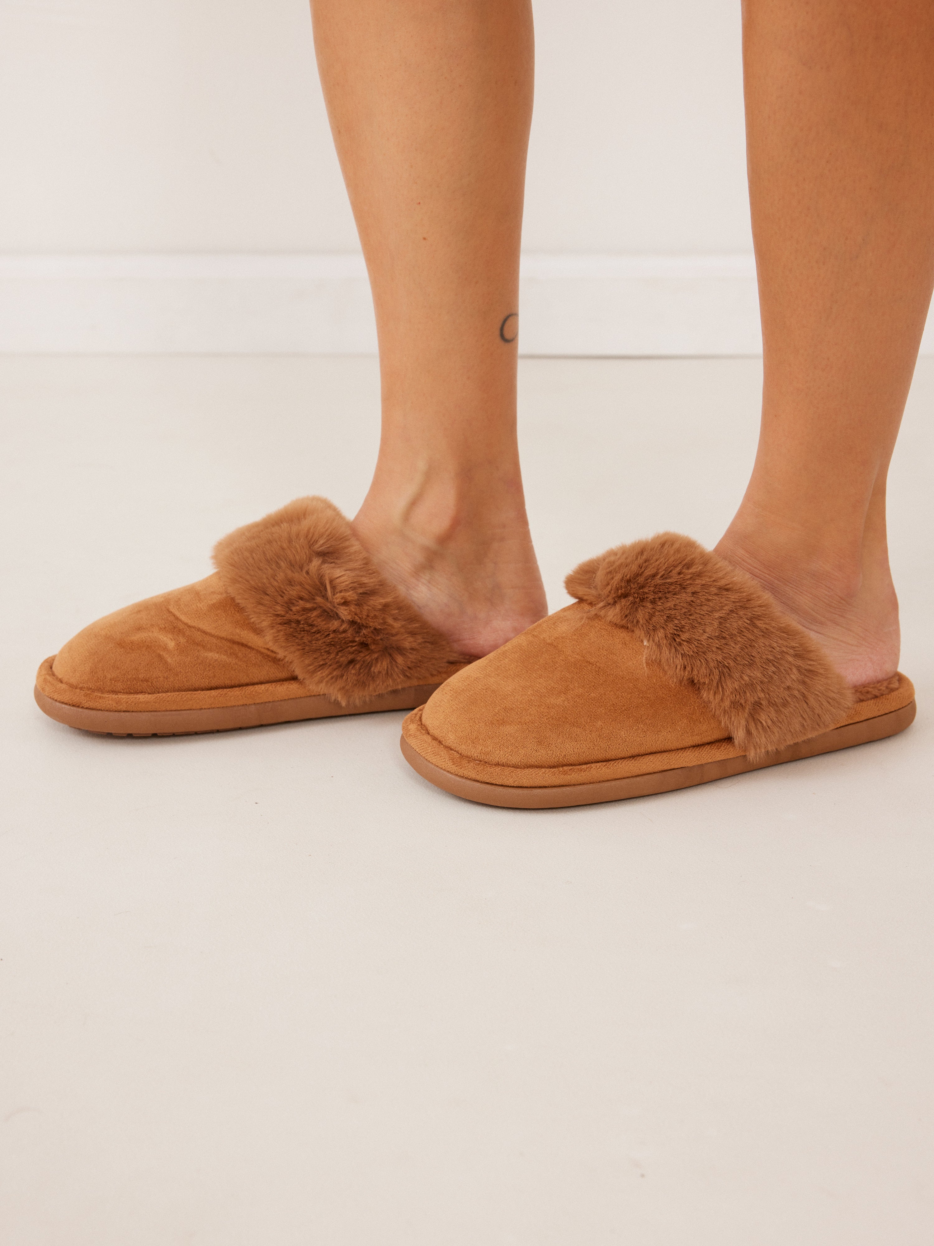 נעלי בית פרווה - כאמל