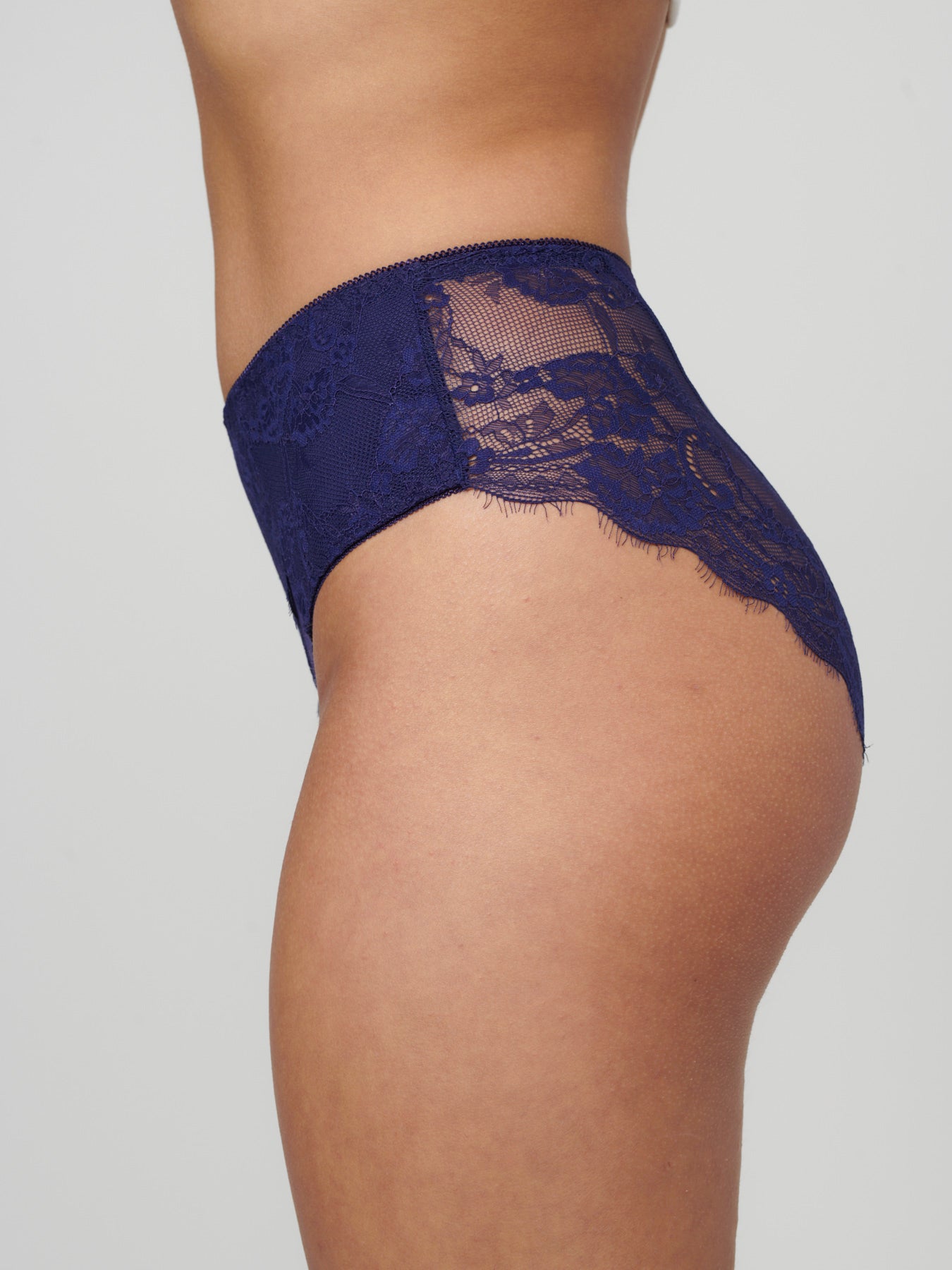 LACE MAXI תחתון שלם
